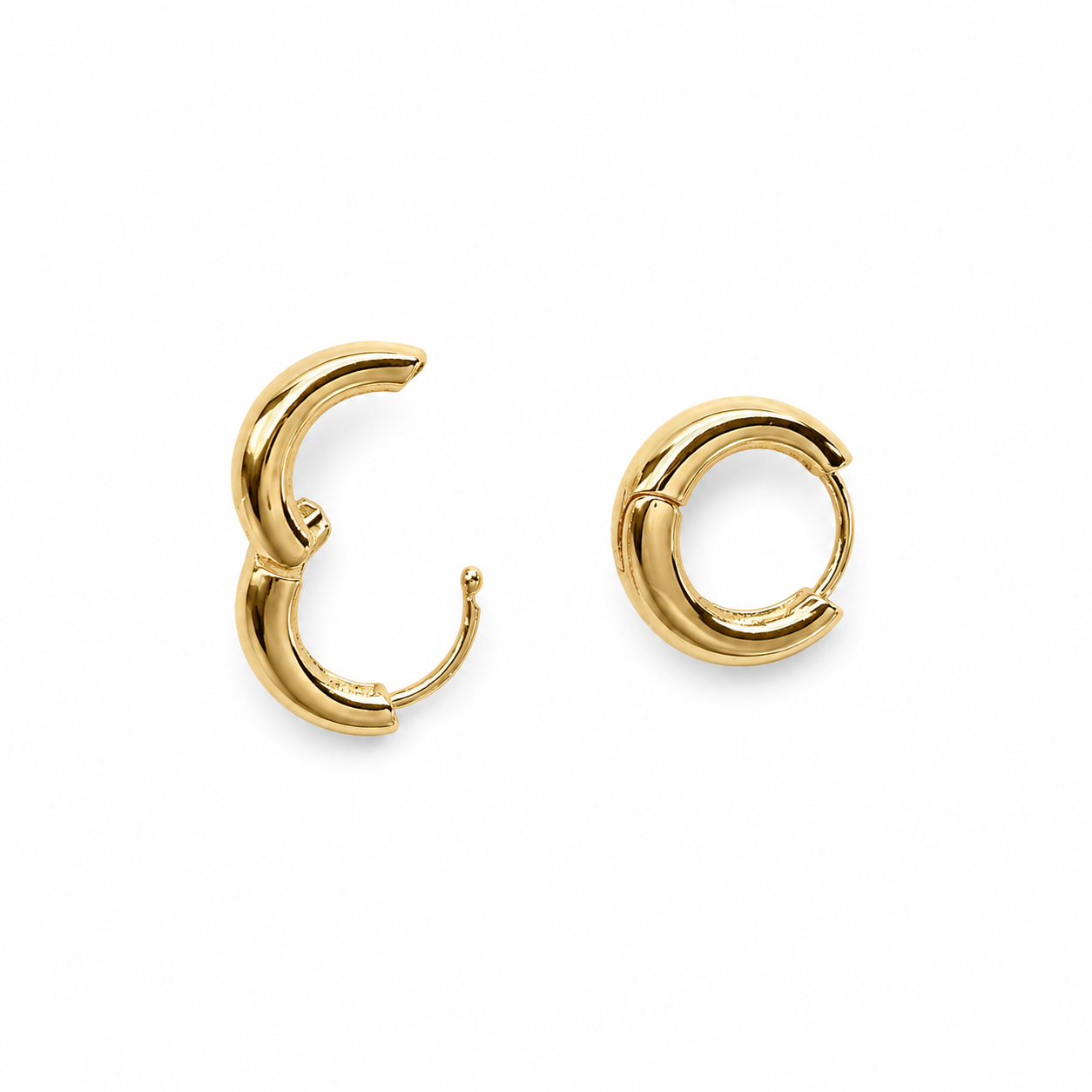 TINY Curve Earrings